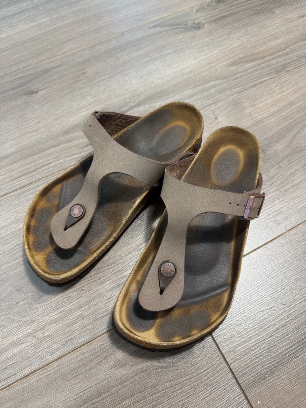Birkenstock Gizeh sandals